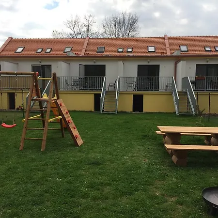 Apartmány Hlohovec Appartamento *
